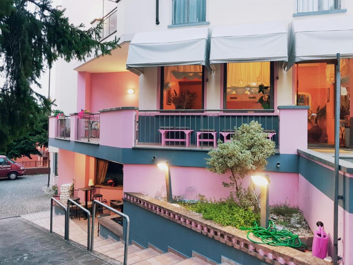 Hotel Azzurra Salsomaggiore Terme Exteriör bild