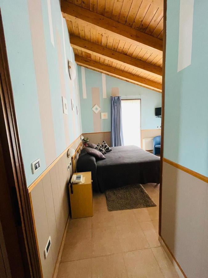 Hotel Azzurra Salsomaggiore Terme Exteriör bild